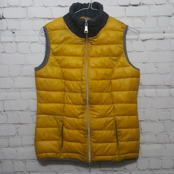 Puffer vest size S - Picture 2 of 4